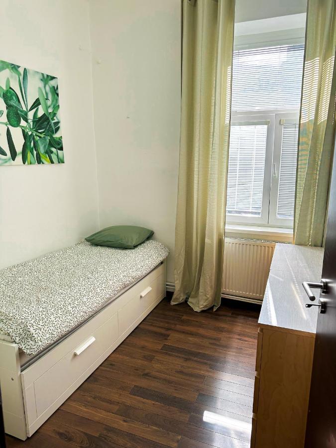 Spacious City Centre Apartment Bratislava Ngoại thất bức ảnh